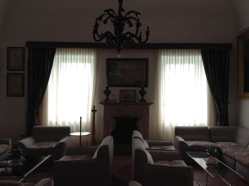 โรงแรมลูนา กอนเวนโต อามาลฟี ภายนอก รูปภาพ